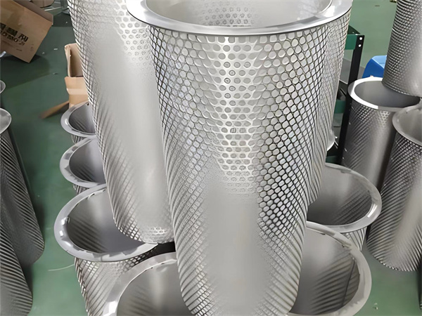 <b>冲孔过滤管</b>